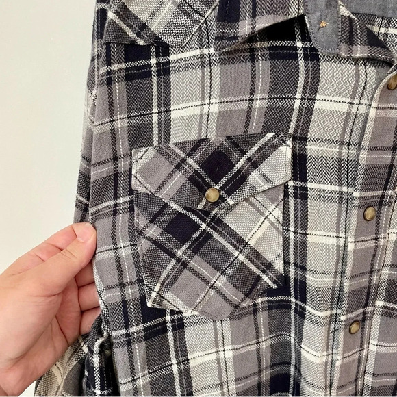 Wrangler Cotton  Plaid Snap Button Down Shirt - Picture 5 of 6